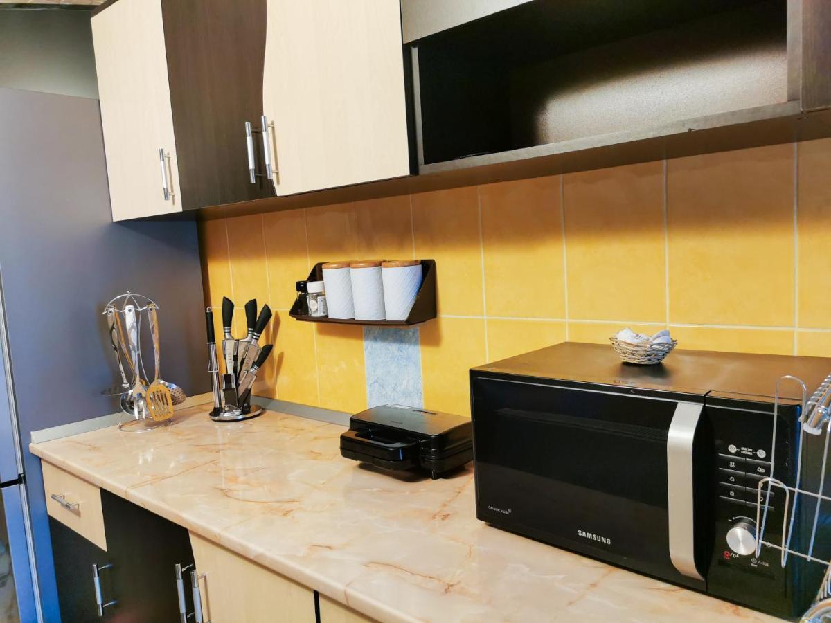 Apartament Dilama シナヤ エクステリア 写真